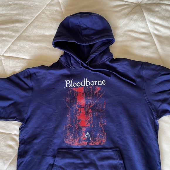 Bloodborne Hoodie Navy 2XL, NEW. - Picture 3 of 6